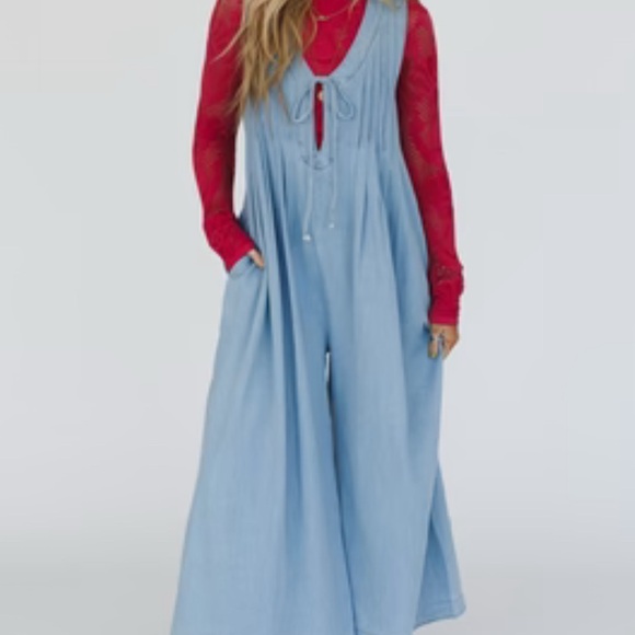 Wide-leg Denim Jumpsuit - Picture 4 of 4
